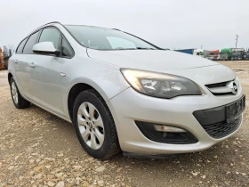 Opel Astra 1, 6TDCI Като нова!!!, снимка 3