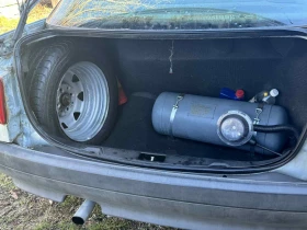 Audi 80 - 850 € / 1662.46 лв. - 46393874 5