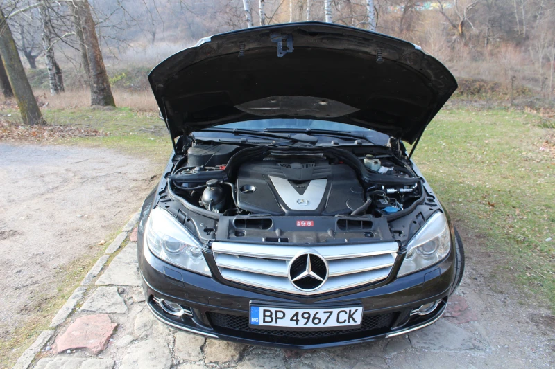 Mercedes-Benz C 320 3.0TDI РЪЧКА, снимка 17 - Автомобили и джипове - 48158725