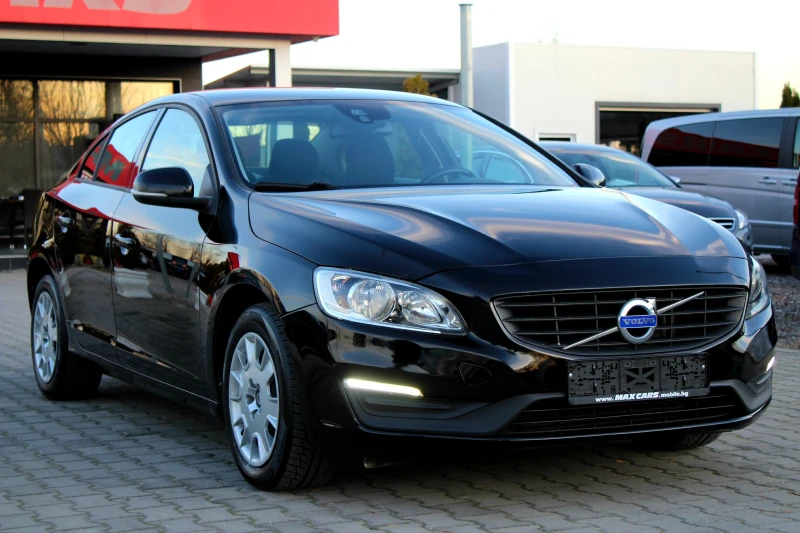 Volvo S60 2.0D СОБСТВЕН ЛИЗИНГ, снимка 2 - Автомобили и джипове - 48396608