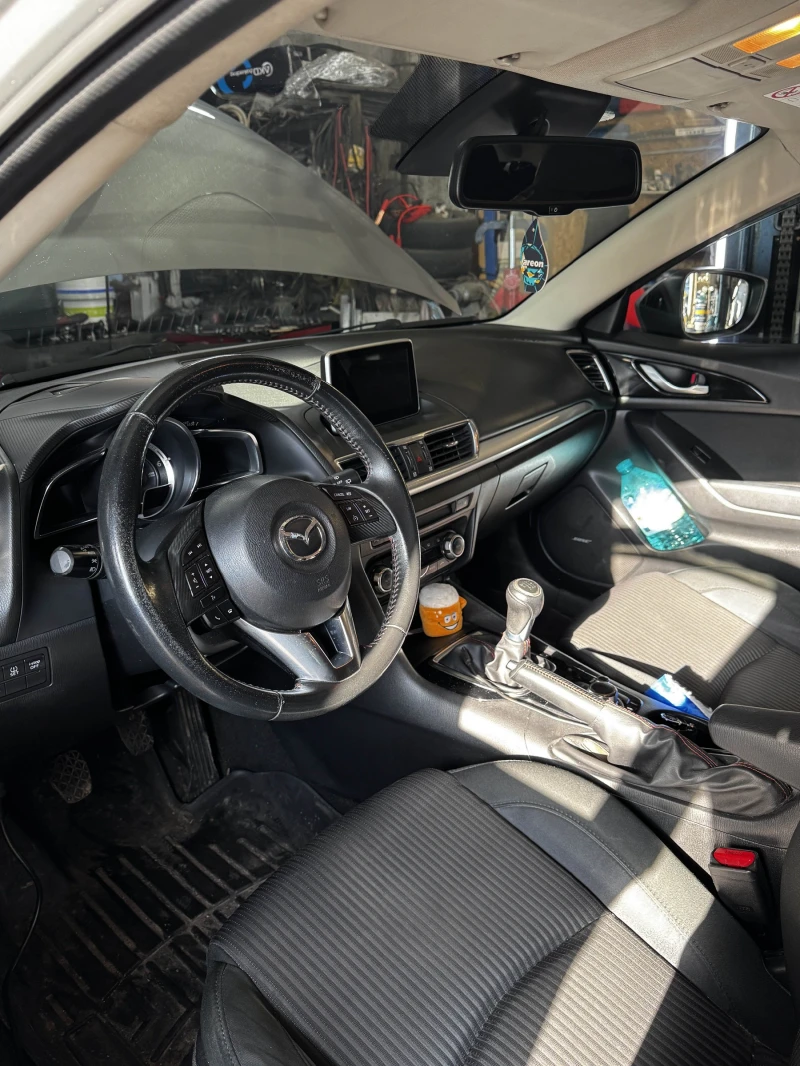 Mazda 3 SKYACTIV-D, снимка 11 - Автомобили и джипове - 48824680