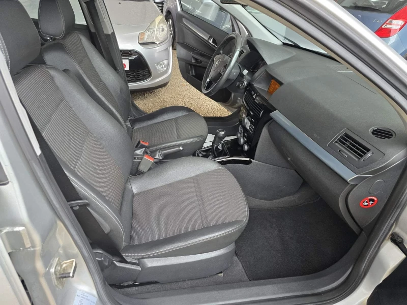 Opel Astra 1.6 фейс, cosmo Италия , снимка 13 - Автомобили и джипове - 52658089