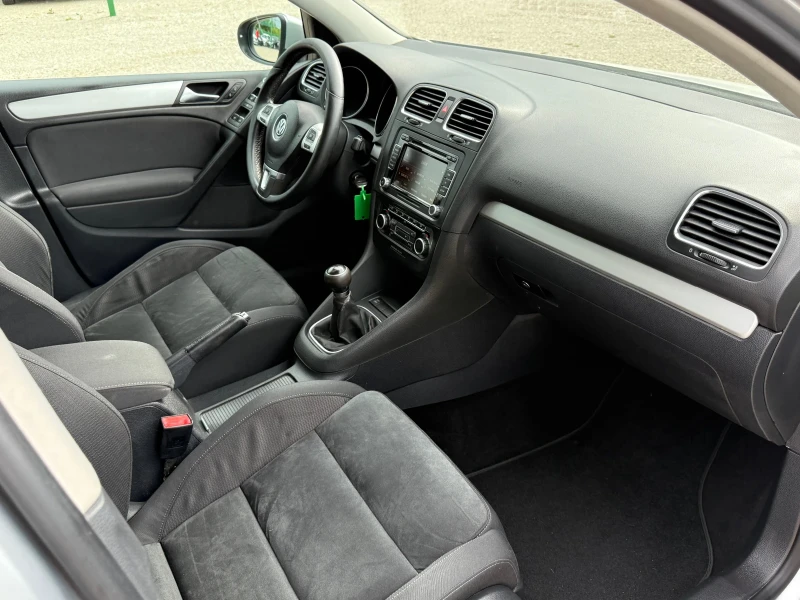 VW Golf 2.0tdi High-Line , снимка 12 - Автомобили и джипове - 50398671