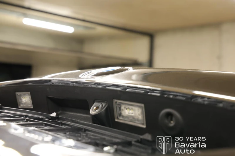 BMW 750 xDrive M Sport Paket, снимка 8 - Автомобили и джипове - 51424938