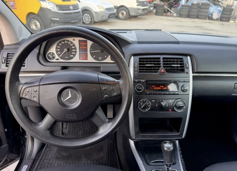 Mercedes-Benz B 180 CDI / Автоматик , снимка 6 - Автомобили и джипове - 51826151