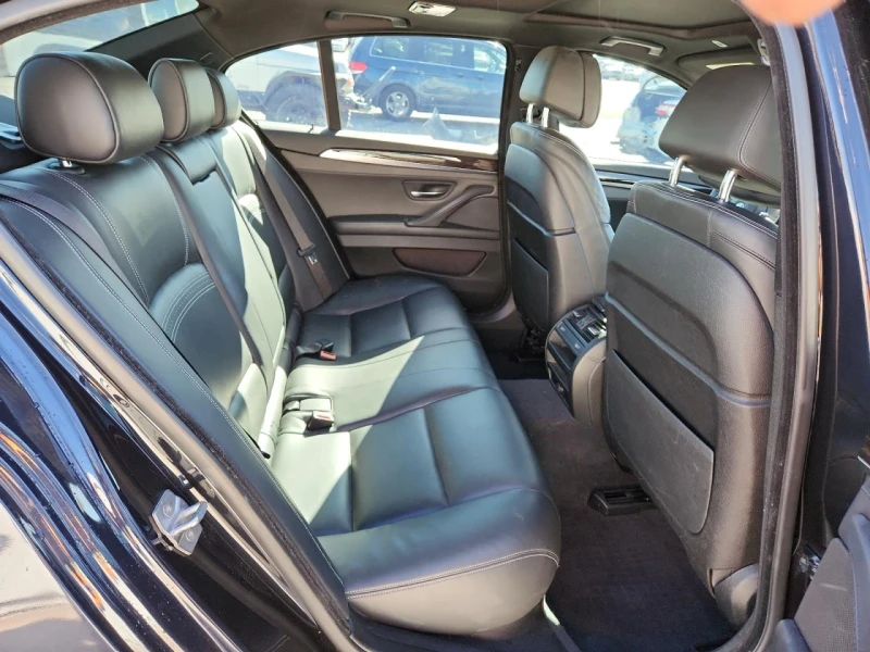 BMW 535 LANE ASSIST/KEYLESS/NAVI/HEAD-UP/KAMEPA, снимка 10 - Автомобили и джипове - 52576456