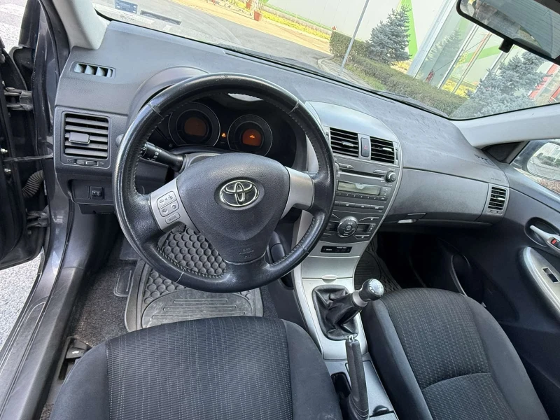 Toyota Corolla, снимка 7 - Автомобили и джипове - 53113056