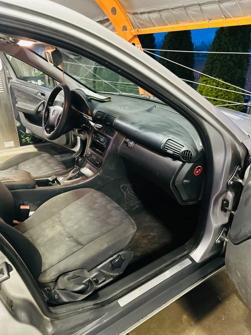 Mercedes-Benz C 270 CDI, снимка 6 - Автомобили и джипове - 53297129