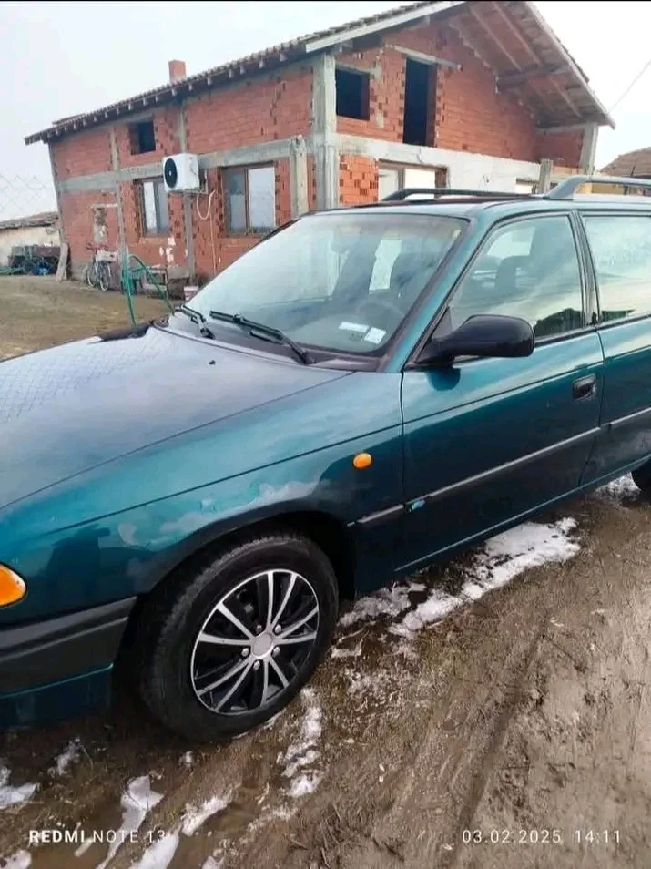 Opel Astra, снимка 2 - Автомобили и джипове - 49415321