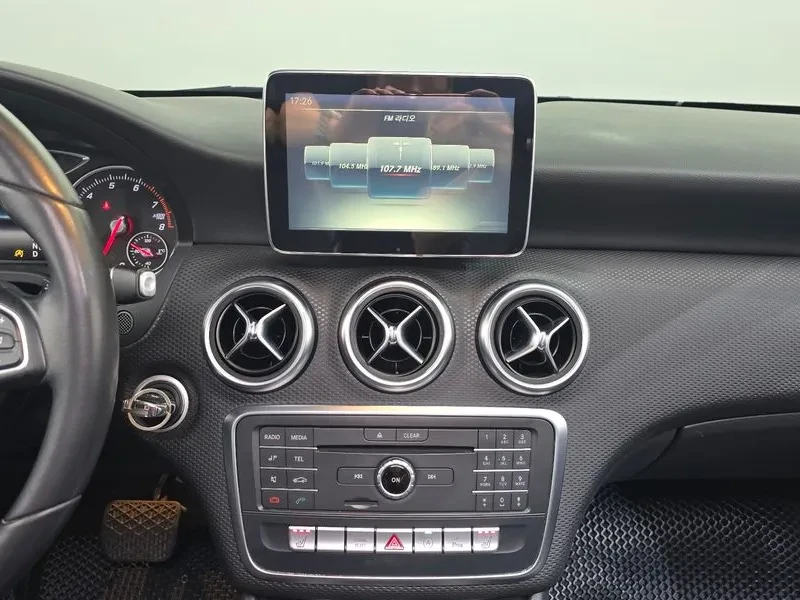 Mercedes-Benz A 200, снимка 13 - Автомобили и джипове - 55091055
