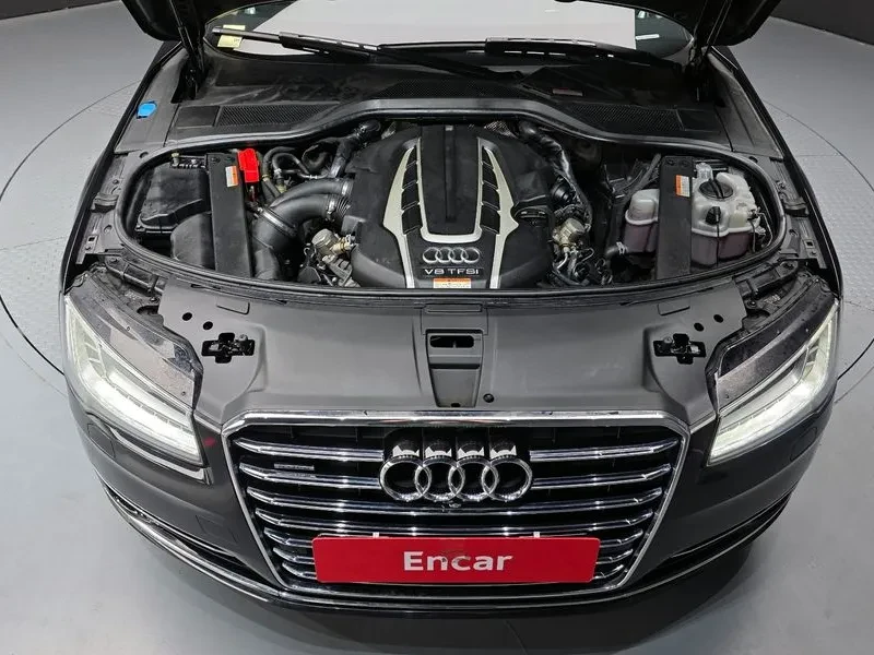 Audi A8 4.2 TFSI Quattro - САМО 30% АВАНС, снимка 6 - Автомобили и джипове - 56219521