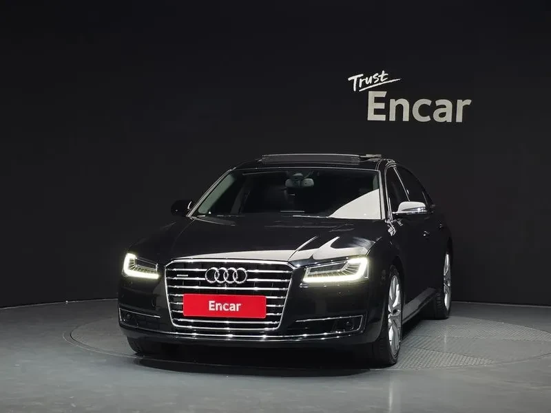 Audi A8 4.2 TFSI Quattro - САМО 30% АВАНС, снимка 3 - Автомобили и джипове - 56219521