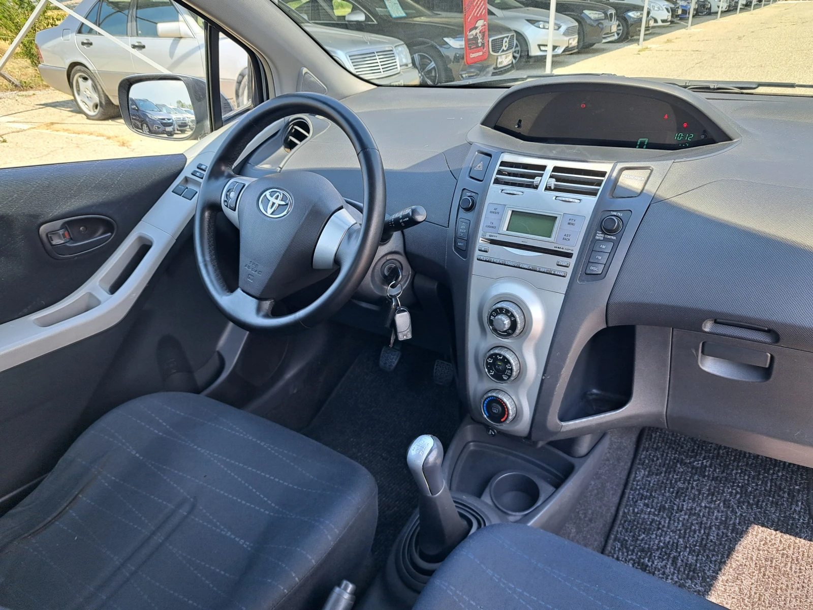Toyota Yaris 1, 3 i | Mobile.bg — изображение 13