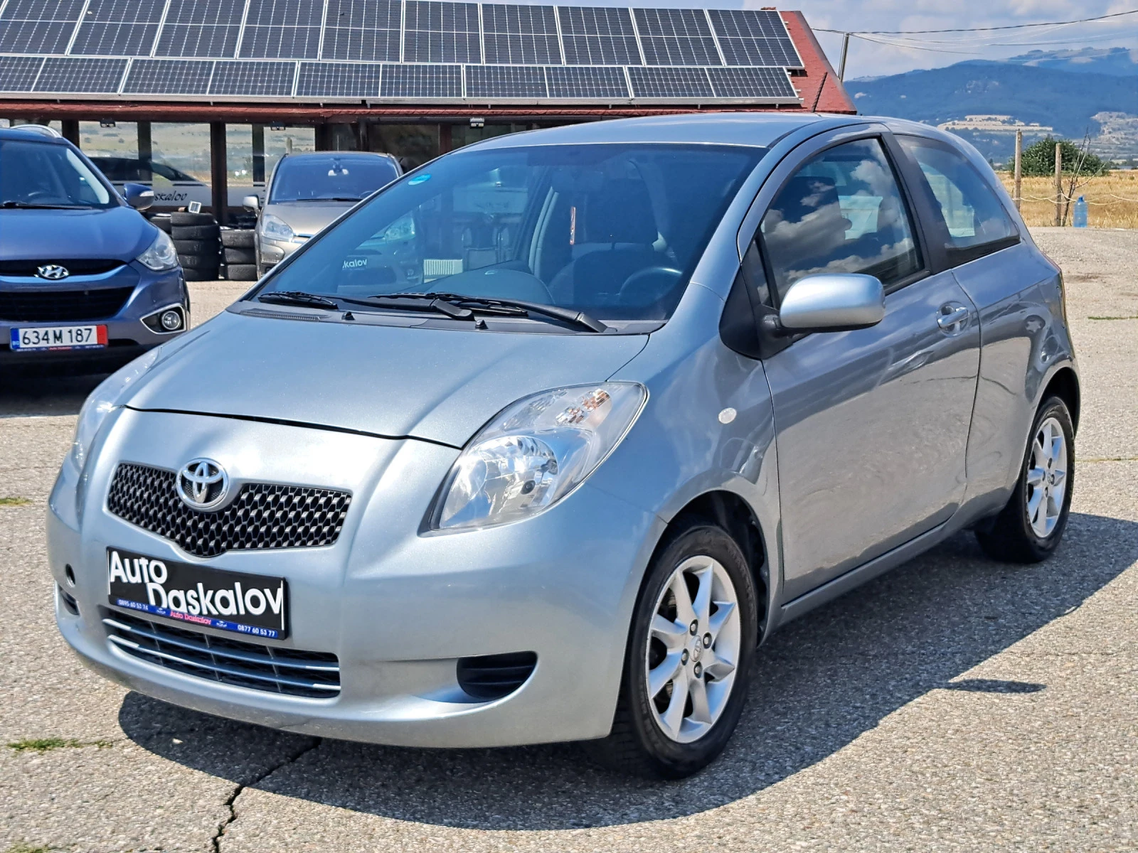 Toyota Yaris 1, 3 i - [1] 