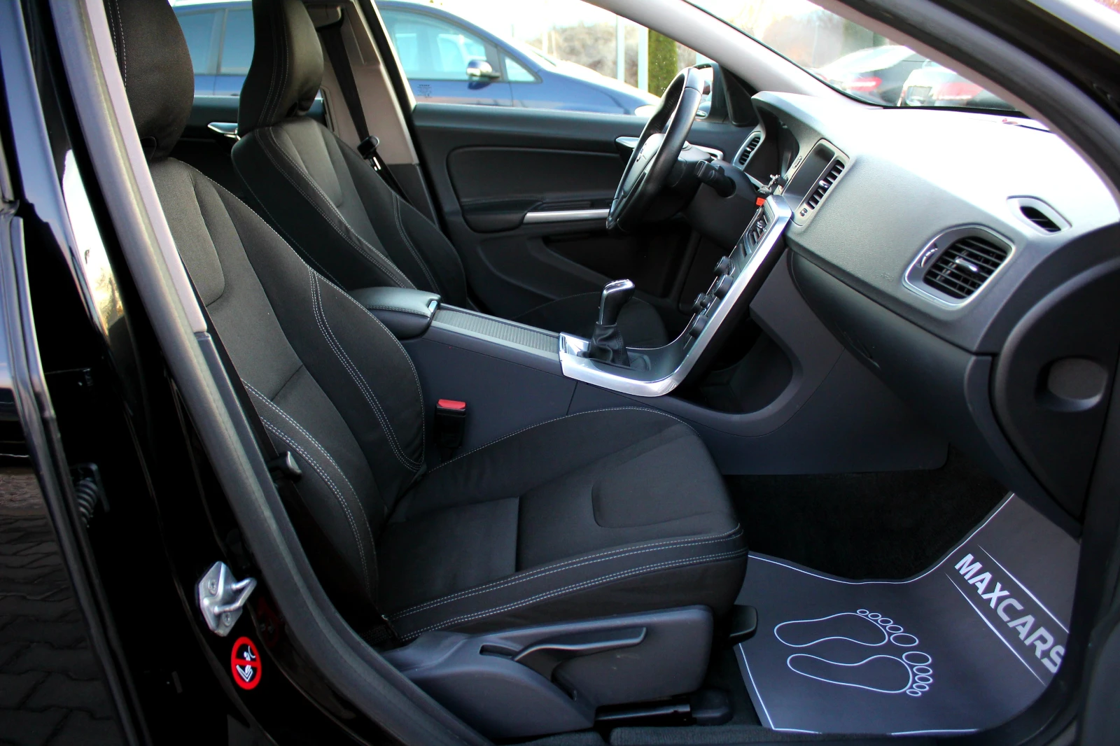 Volvo S60 2.0D СОБСТВЕН ЛИЗИНГ | Mobile.bg — изображение 14