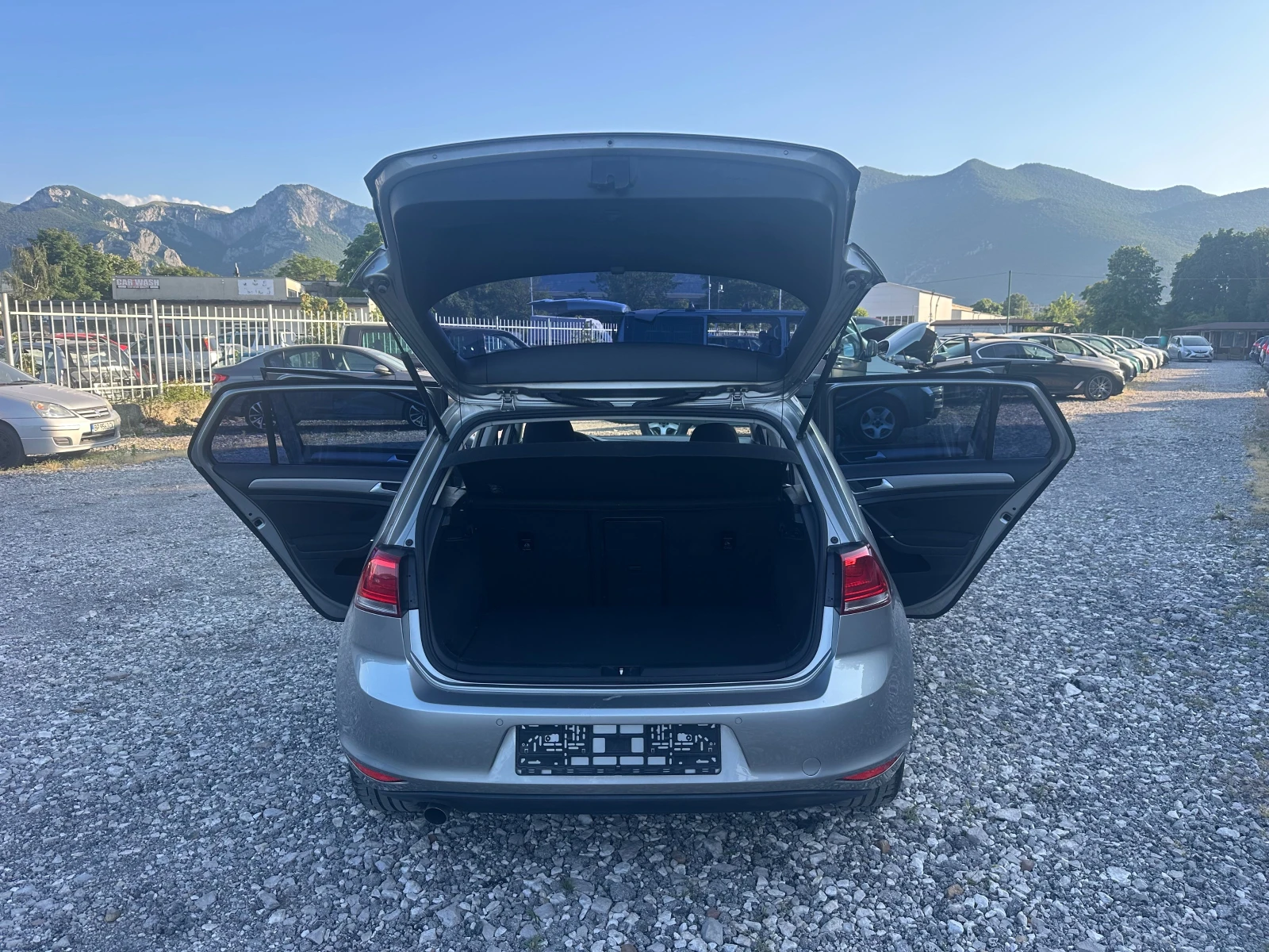 VW Golf 1.6TDI 110kc AUTOMAT  EVRO6 | Mobile.bg   15