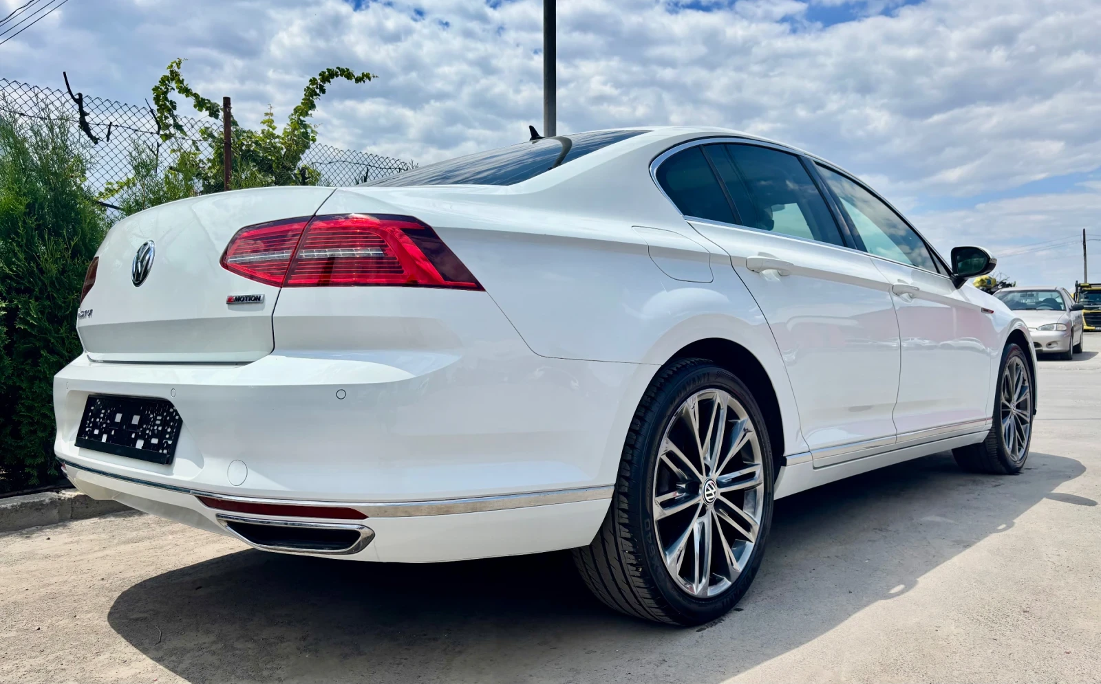 VW Passat 2.0 - изображение 4