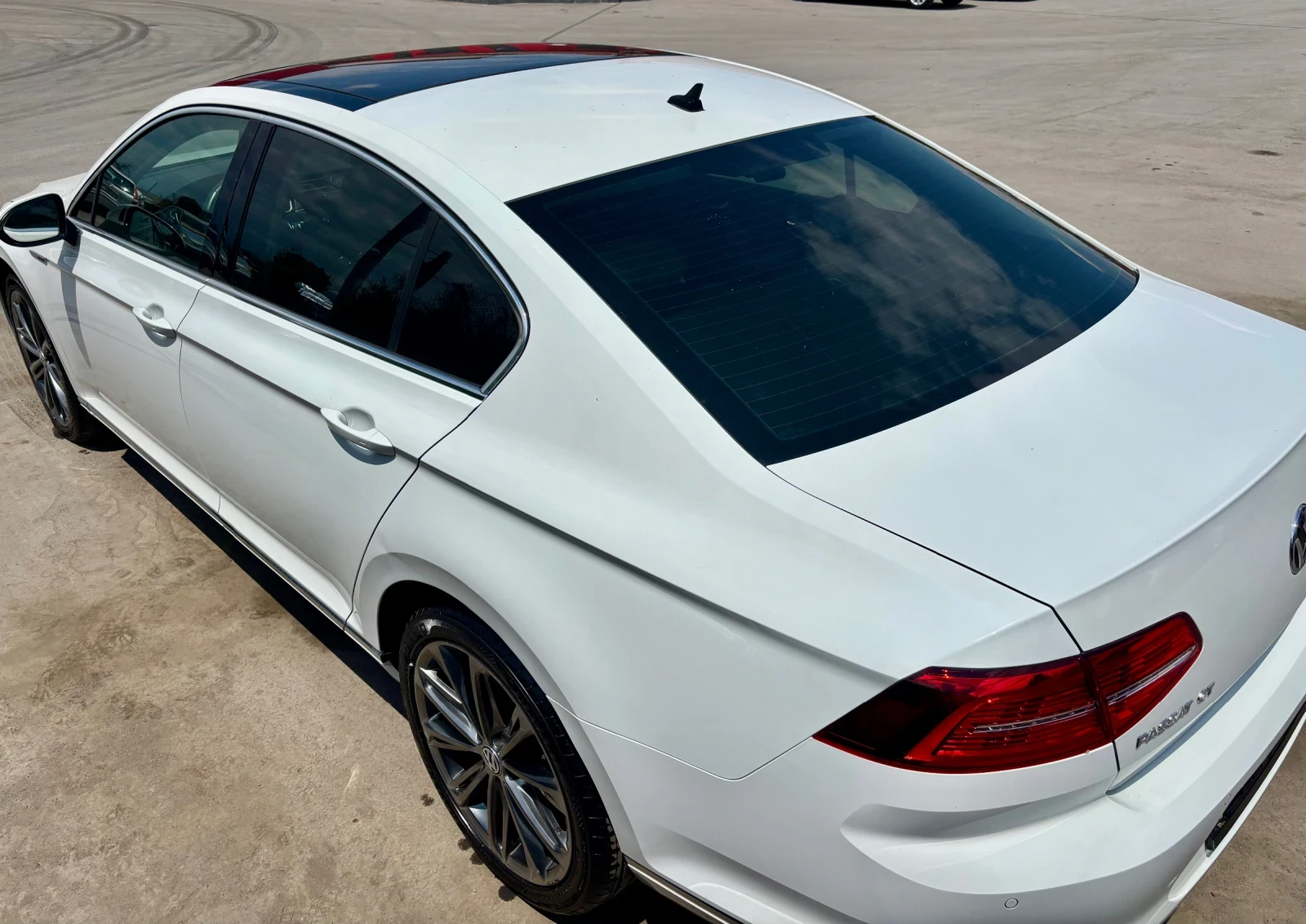 VW Passat 2.0 - изображение 10
