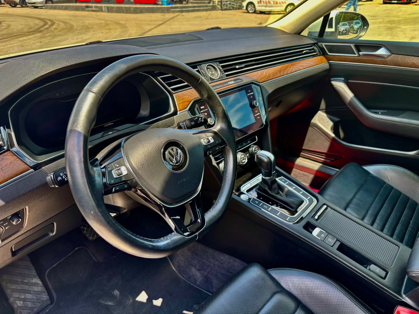 VW Passat 2.0 - изображение 7
