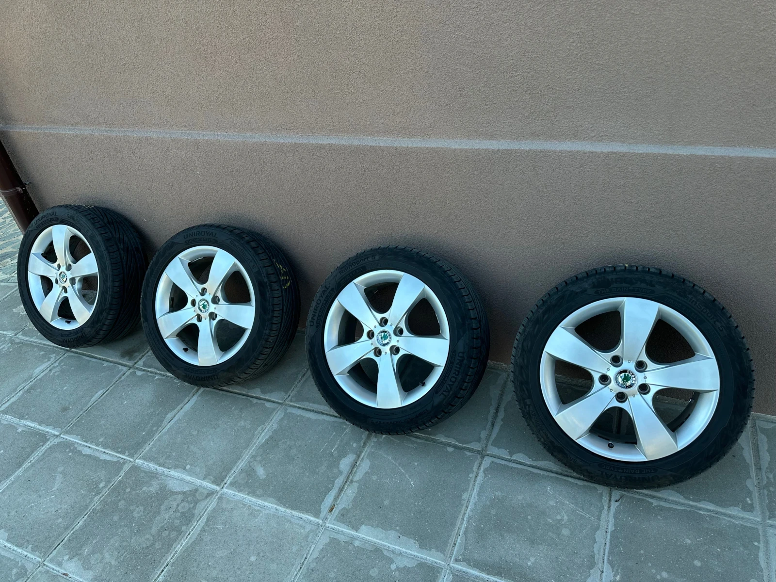 Skoda Octavia Scout 2.0TDI 140hp CR | Mobile.bg   12