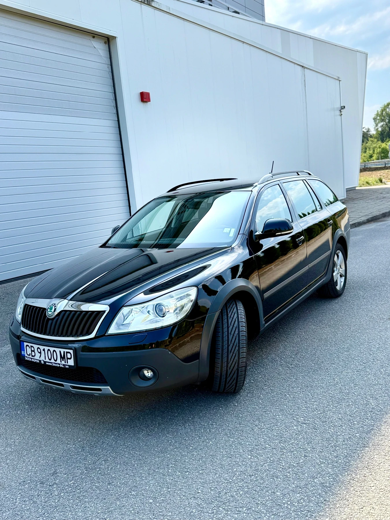 Skoda Octavia Scout 2.0TDI 140hp CR - изображение 3
