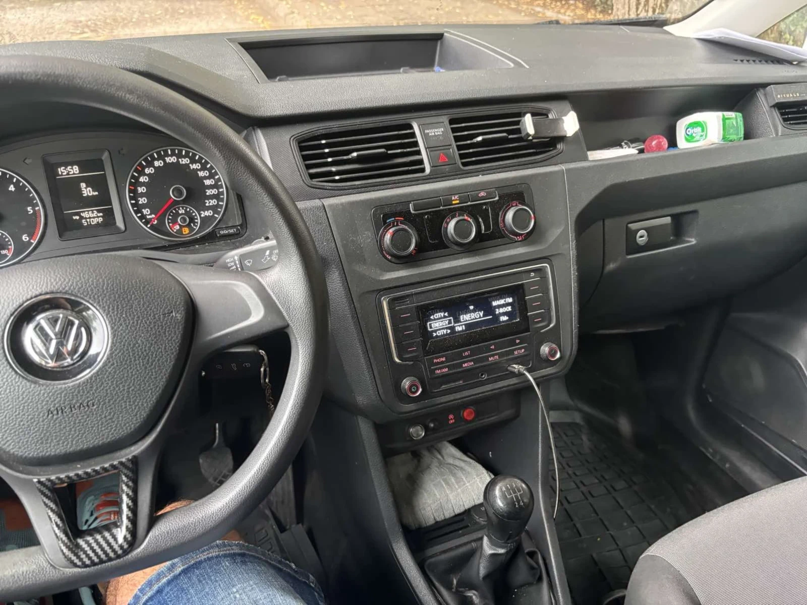 VW Caddy 1.6..90кс - изображение 7