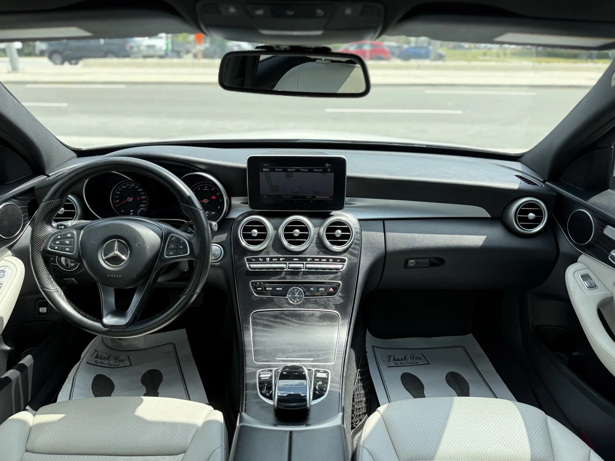 Mercedes-Benz C 300 AMG SPORT | PANO - изображение 10