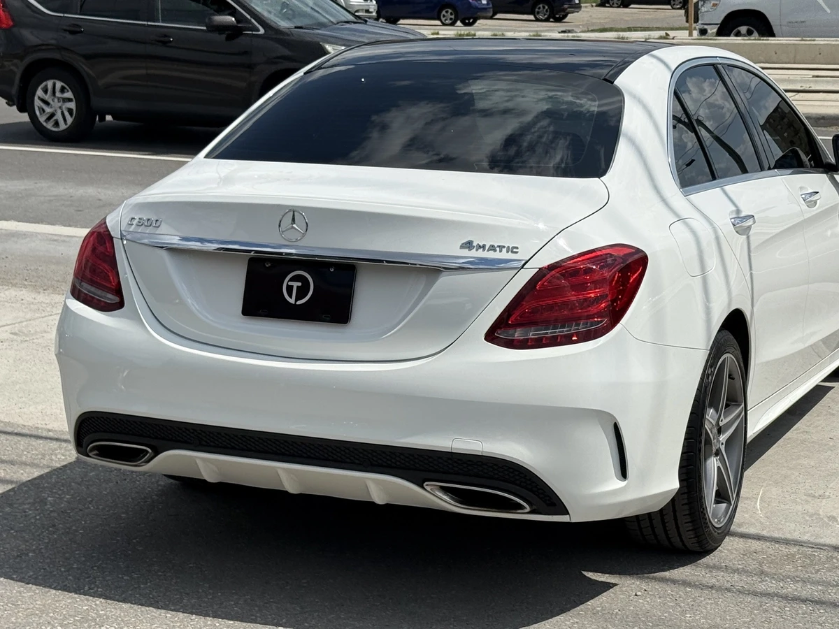 Mercedes-Benz C 300 AMG SPORT | PANO - изображение 6