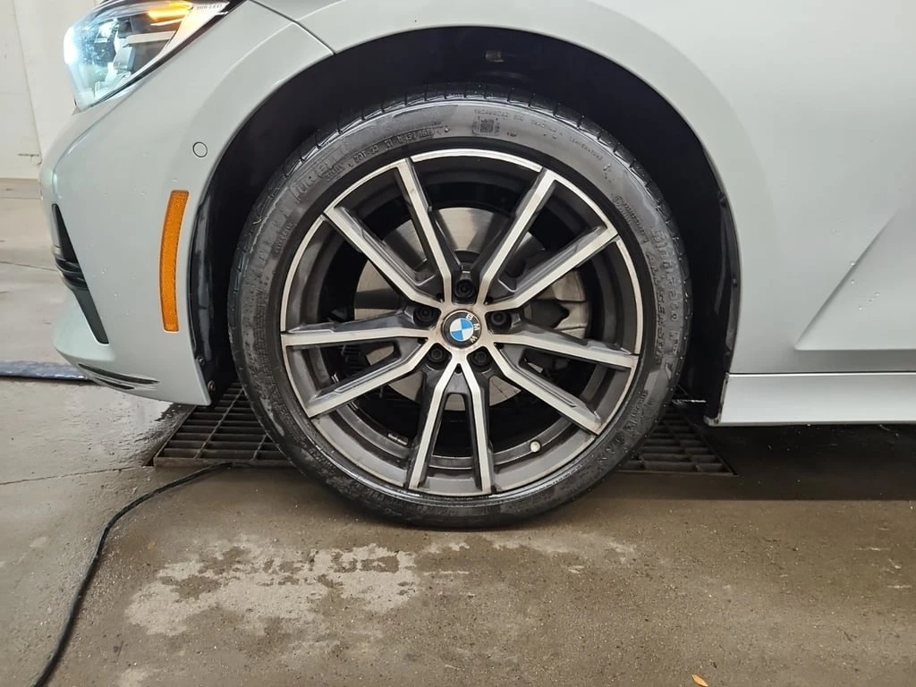 BMW 330 * 330I XDRIVE * CARFAX *    | Mobile.bg   15