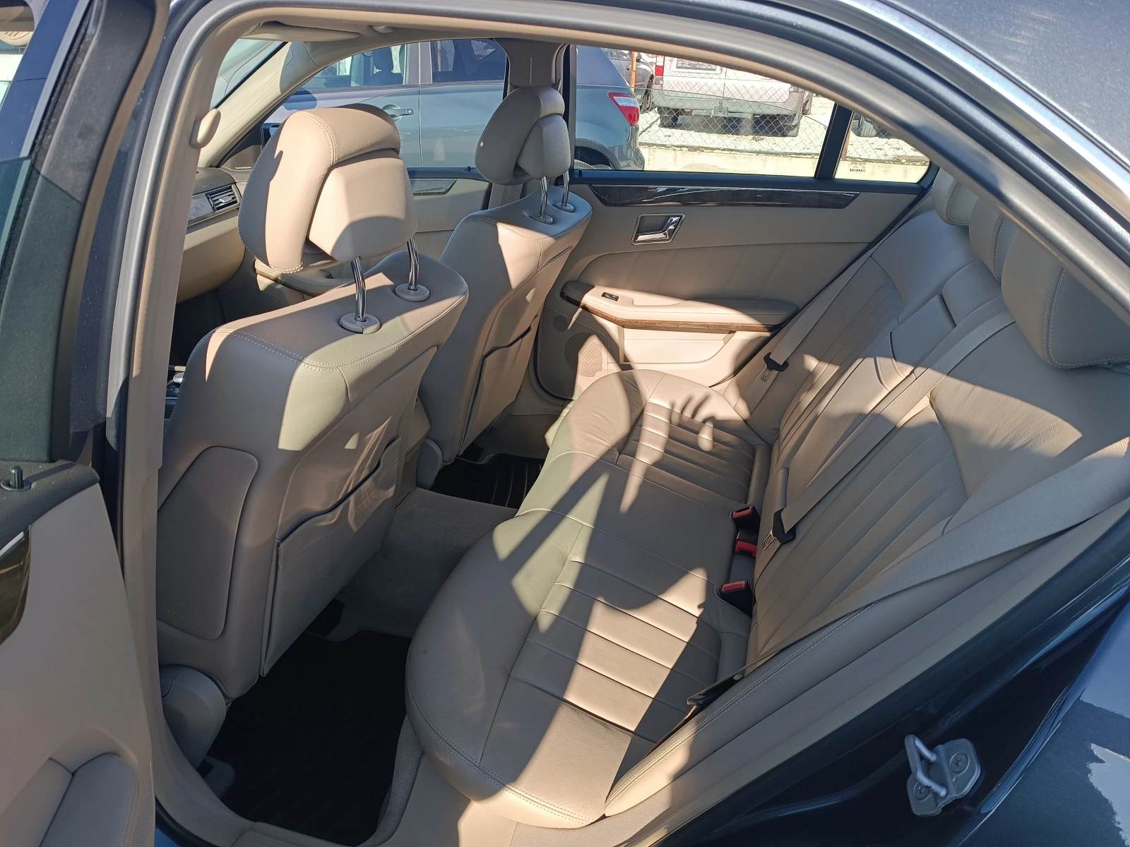 Mercedes-Benz E 350 350 CDI 4Matic | Mobile.bg   11