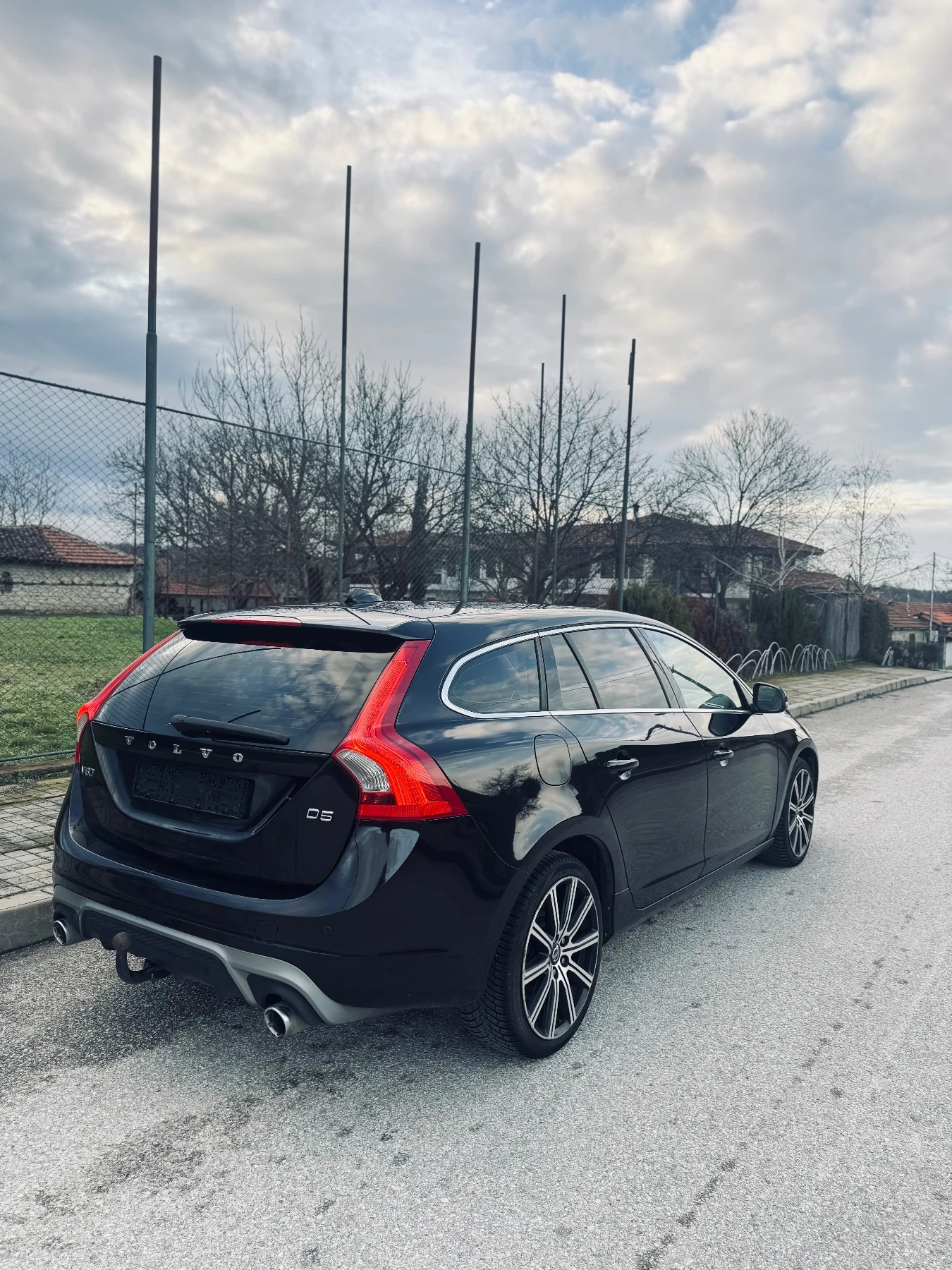 Volvo V60  - изображение 4