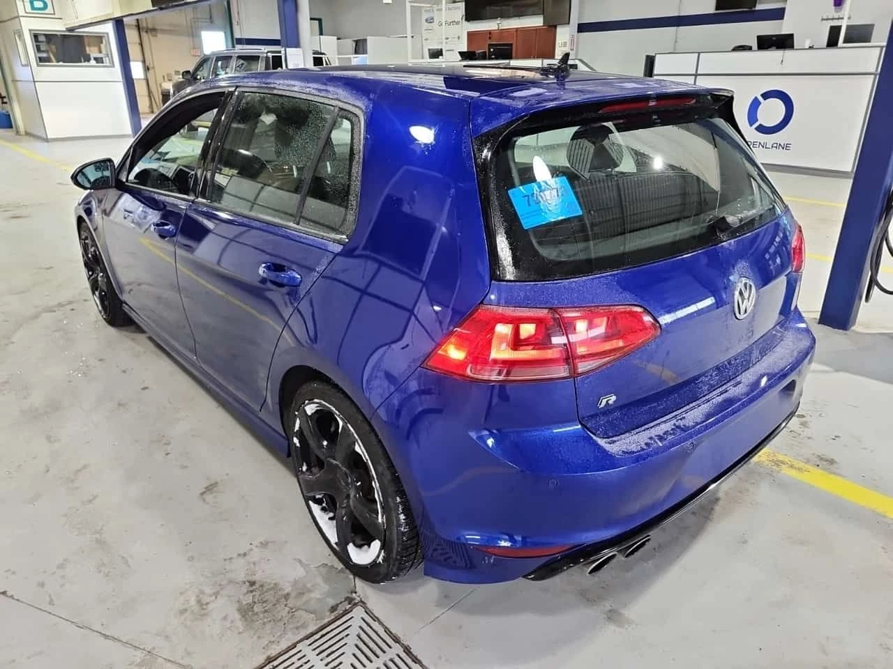 VW Golf R DSG | DISTRONIC | CARFAX - изображение 4