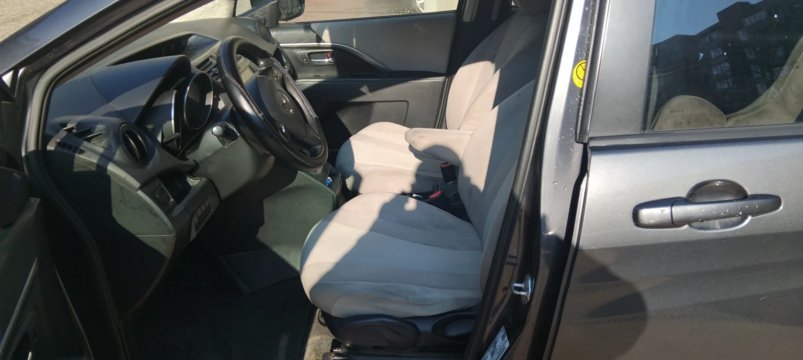 Mazda 5 2.5 бензин ДОГОВАРЯНЕ ЦЕНА!!!, снимка 11 - Автомобили и джипове - 53772790