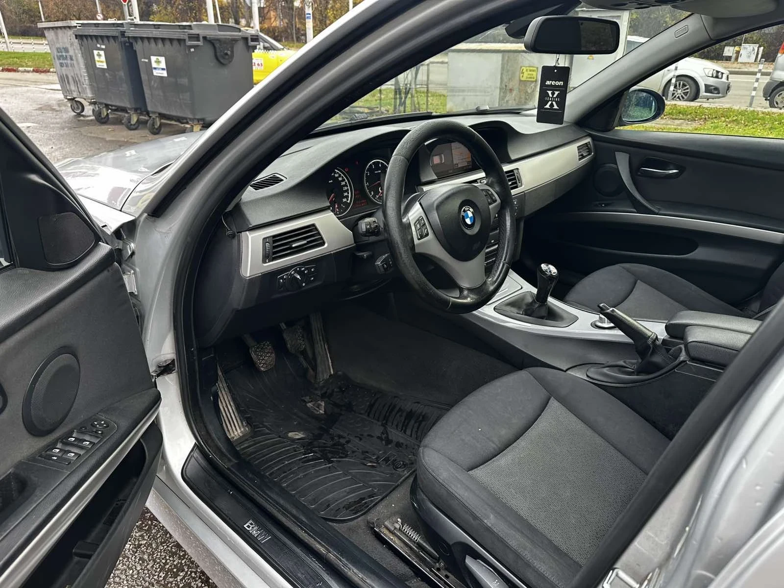 BMW 318, снимка 7 - Автомобили и джипове - 53780249