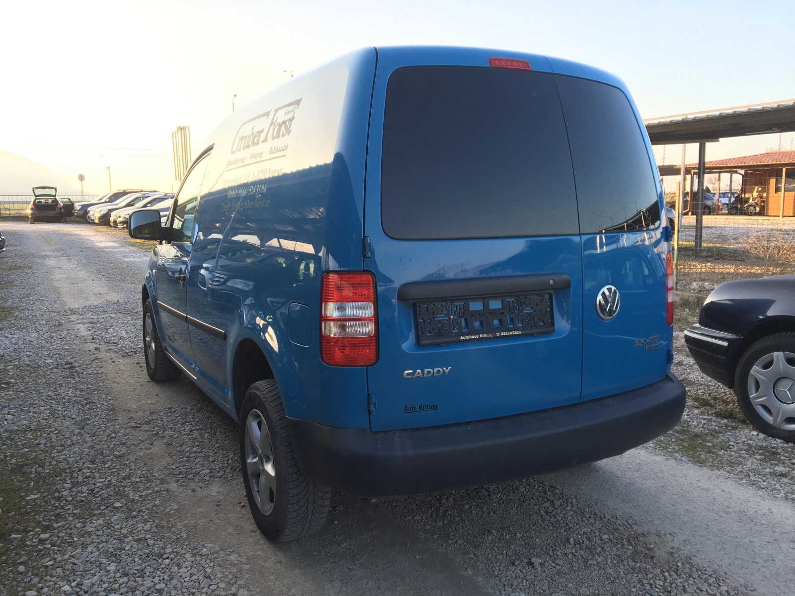 VW Caddy 2.0TDI 4motion, снимка 6 - Автомобили и джипове - 53823934