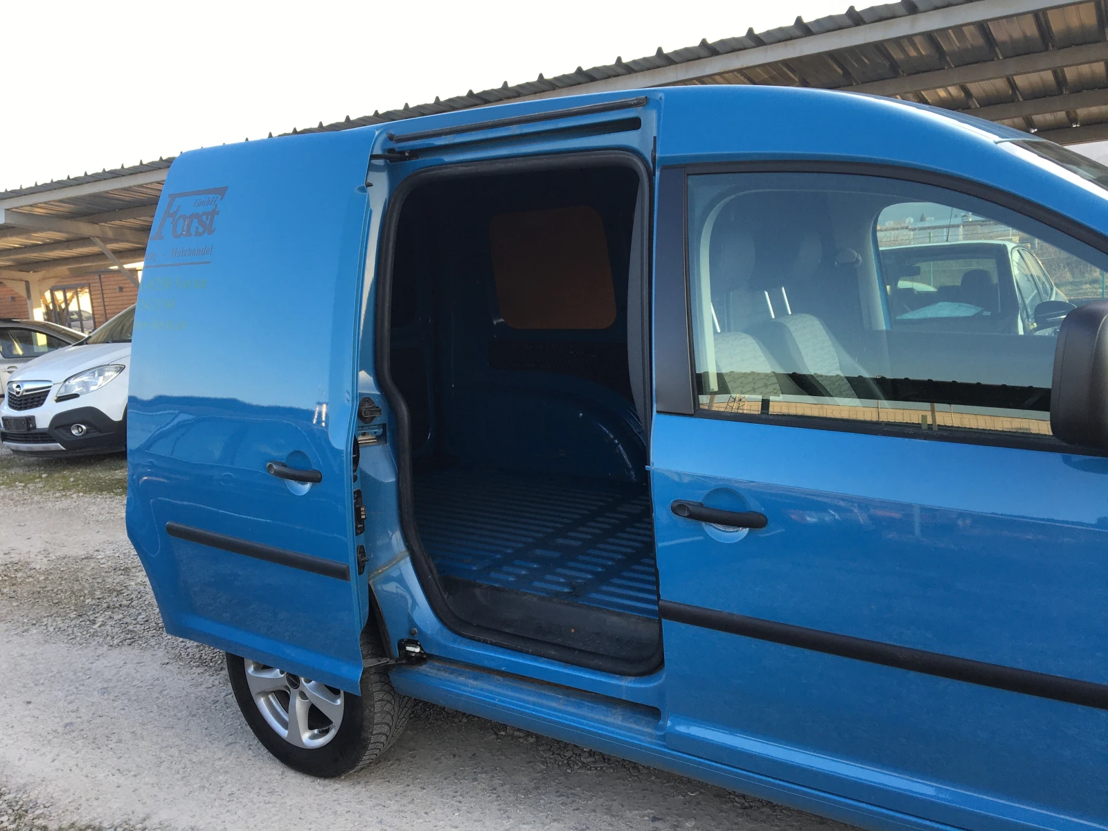 VW Caddy 2.0TDI 4motion, снимка 12 - Автомобили и джипове - 53823934