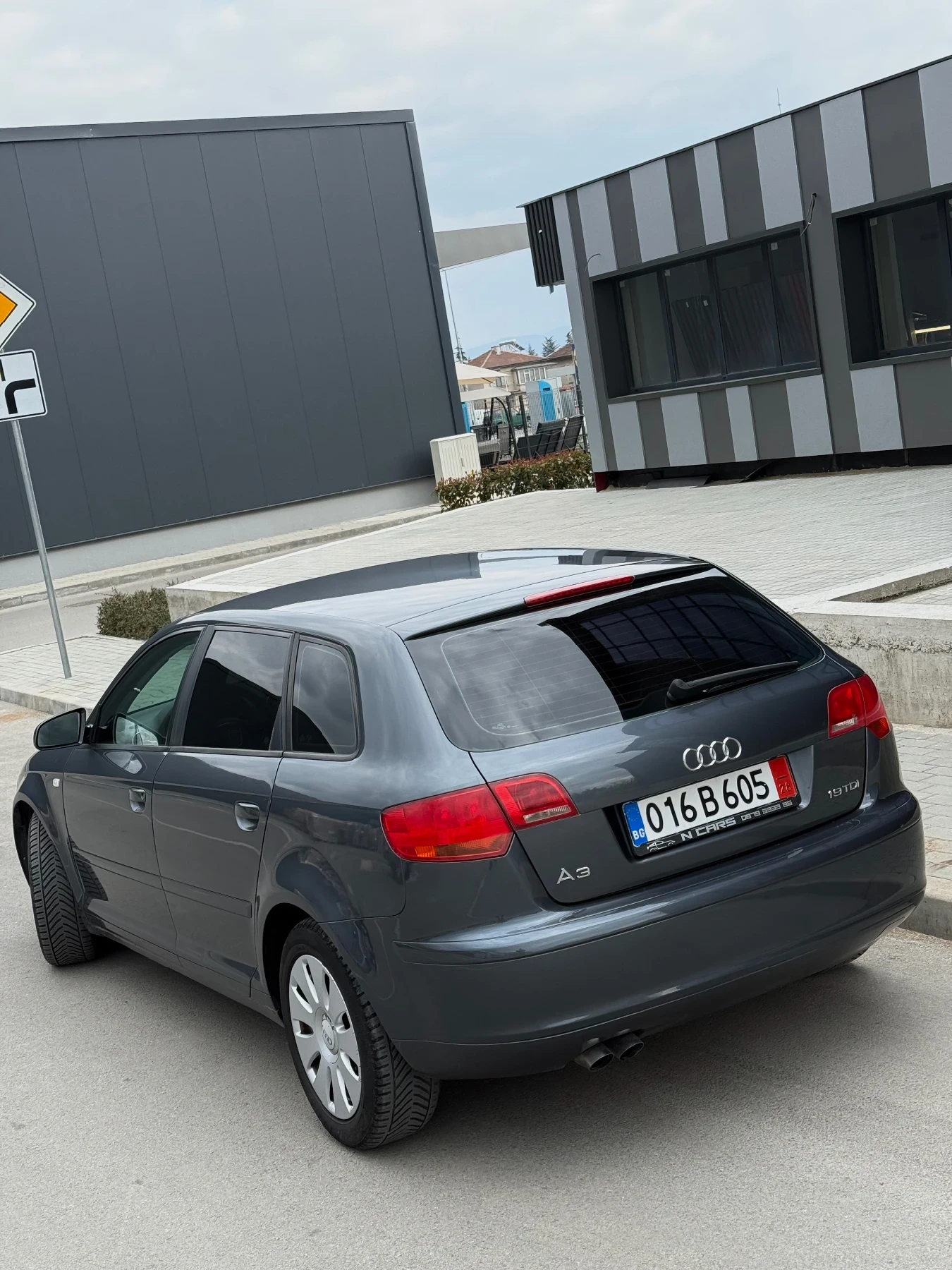 Audi A3 1.9 TDI 105 к.с 2006 * Подгрев* * Климатроник* , снимка 2 - Автомобили и джипове - 53975924