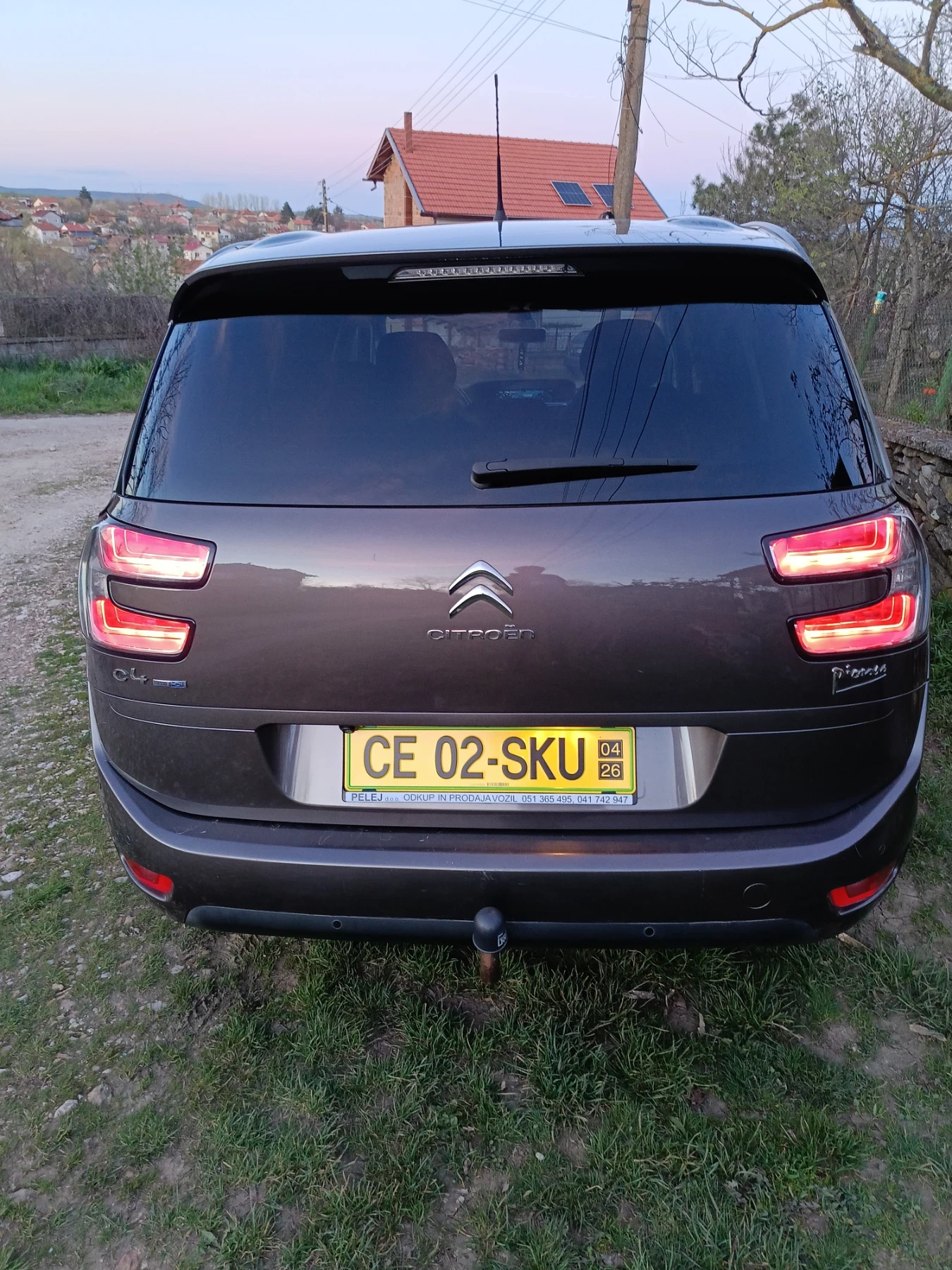 Citroen Grand C4 Picasso 1.6 HDI, снимка 4 - Автомобили и джипове - 54140697
