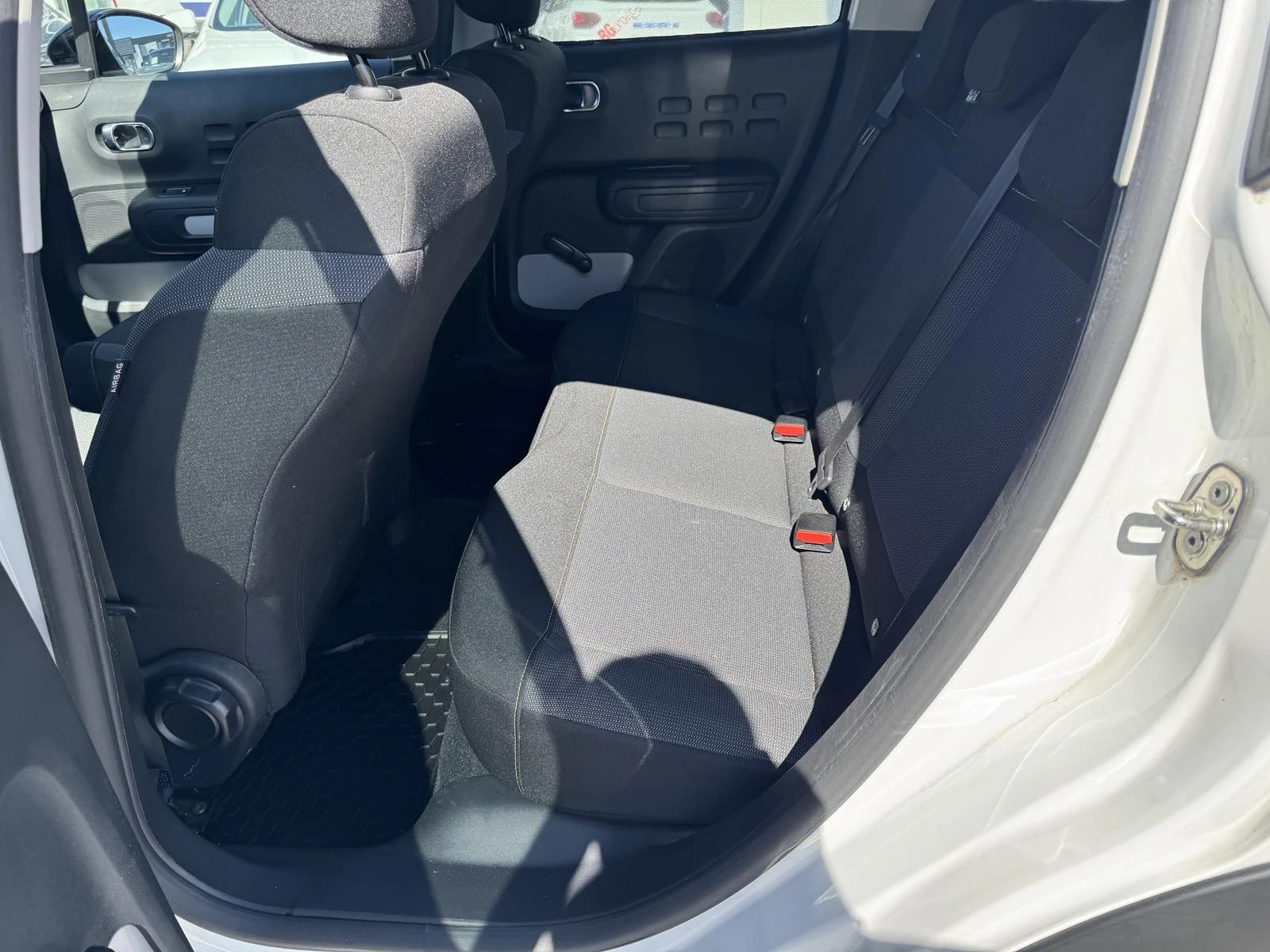 Citroen C3 1.2i, снимка 12 - Автомобили и джипове - 54145224