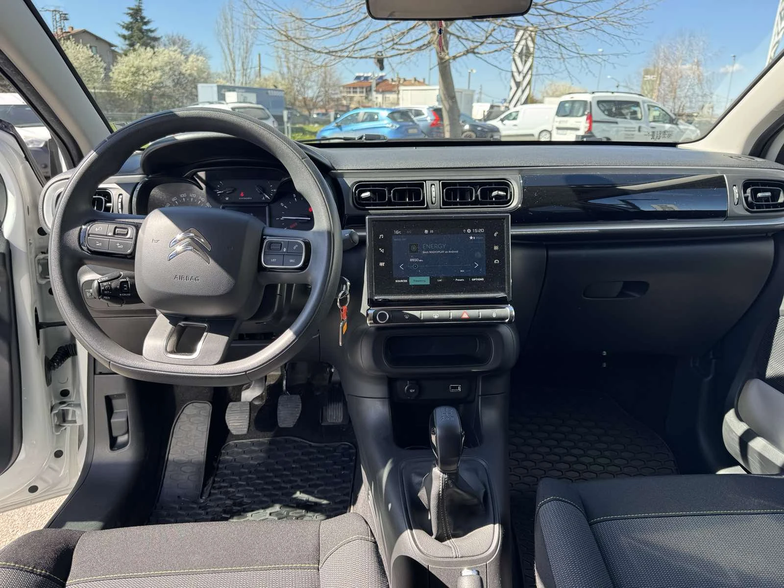 Citroen C3 1.2i, снимка 14 - Автомобили и джипове - 54145224