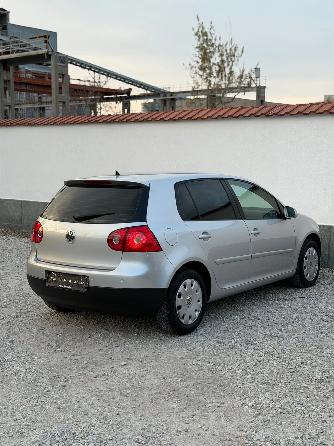 VW Golf ПОДГРЕВ/102кс/СЕРВИЗНА ИСТОРИЯ, снимка 5 - Автомобили и джипове - 54177052