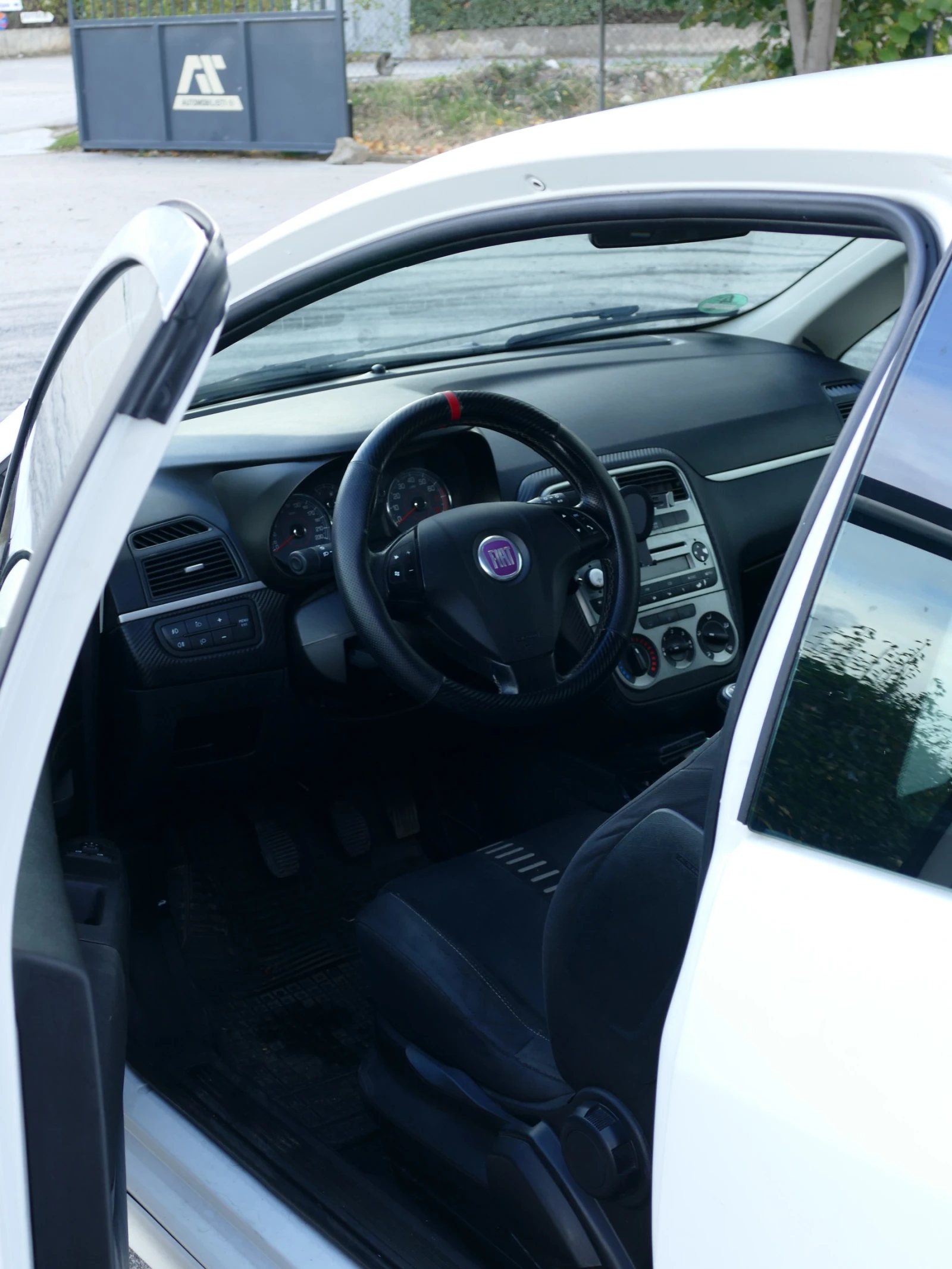 Fiat Punto Sporting, снимка 10 - Автомобили и джипове - 54459043