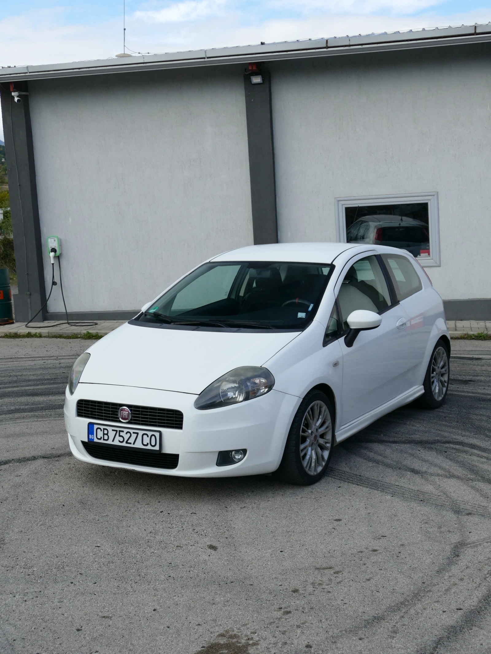 Fiat Punto Sporting, снимка 3 - Автомобили и джипове - 54459043
