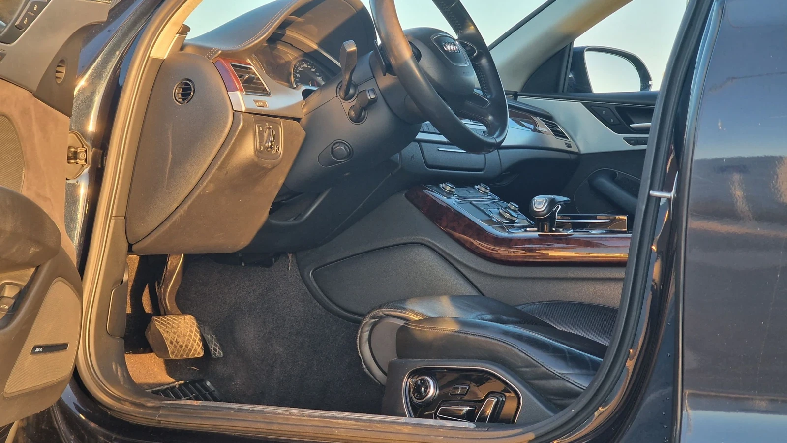 Audi A8 4.2 FSI, снимка 7 - Автомобили и джипове - 54567622