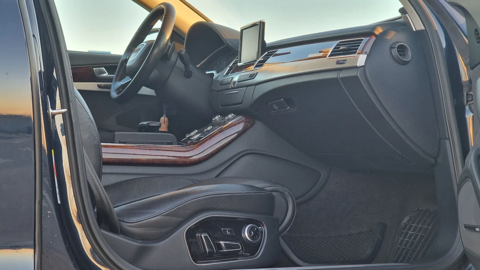 Audi A8 4.2 FSI, снимка 6 - Автомобили и джипове - 54567622