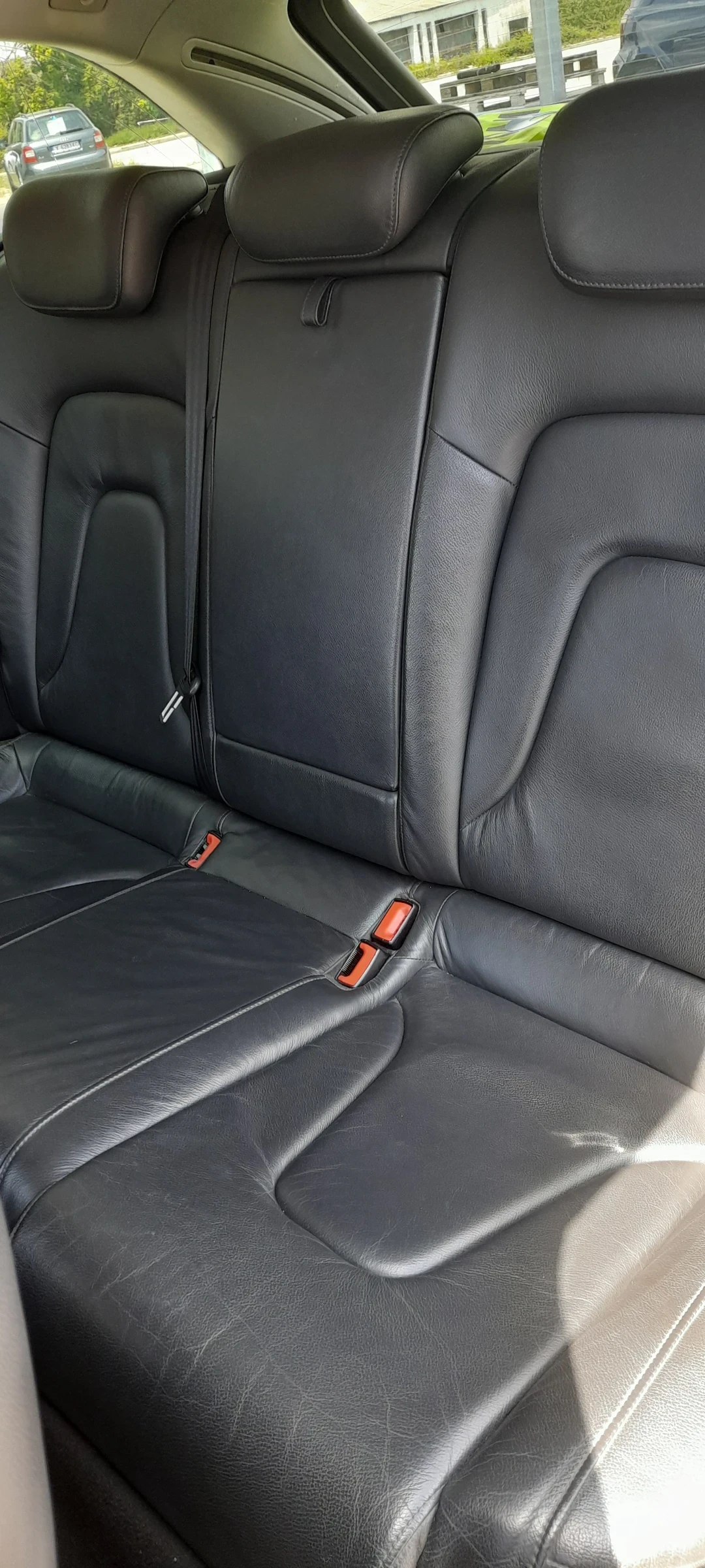 Audi A4 Комби, снимка 12 - Автомобили и джипове - 54673730