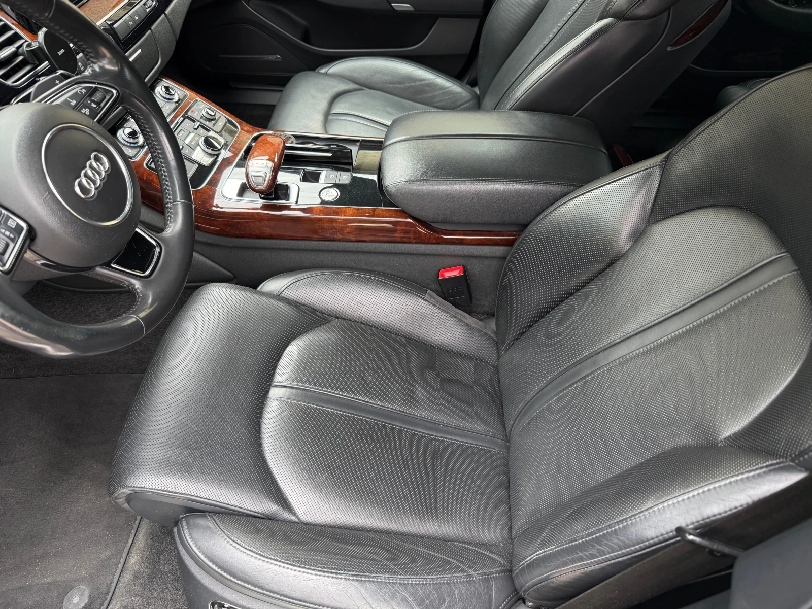 Audi A8, снимка 8 - Автомобили и джипове - 55095490