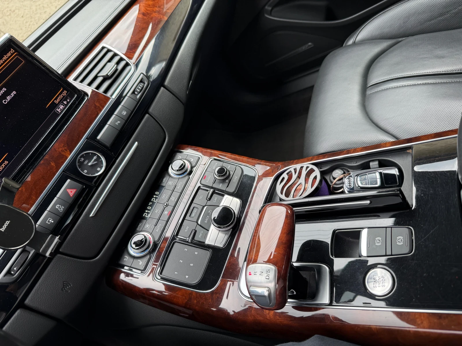 Audi A8, снимка 11 - Автомобили и джипове - 55095490