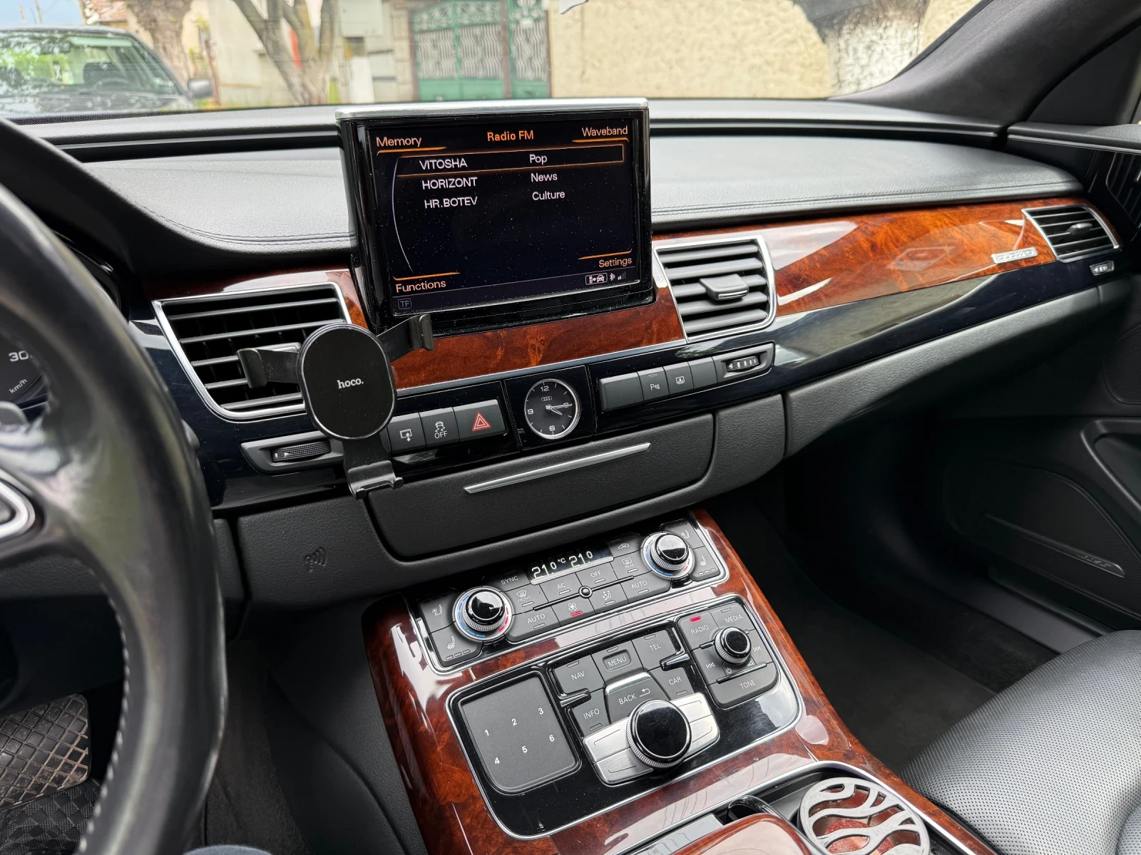 Audi A8, снимка 10 - Автомобили и джипове - 55095490