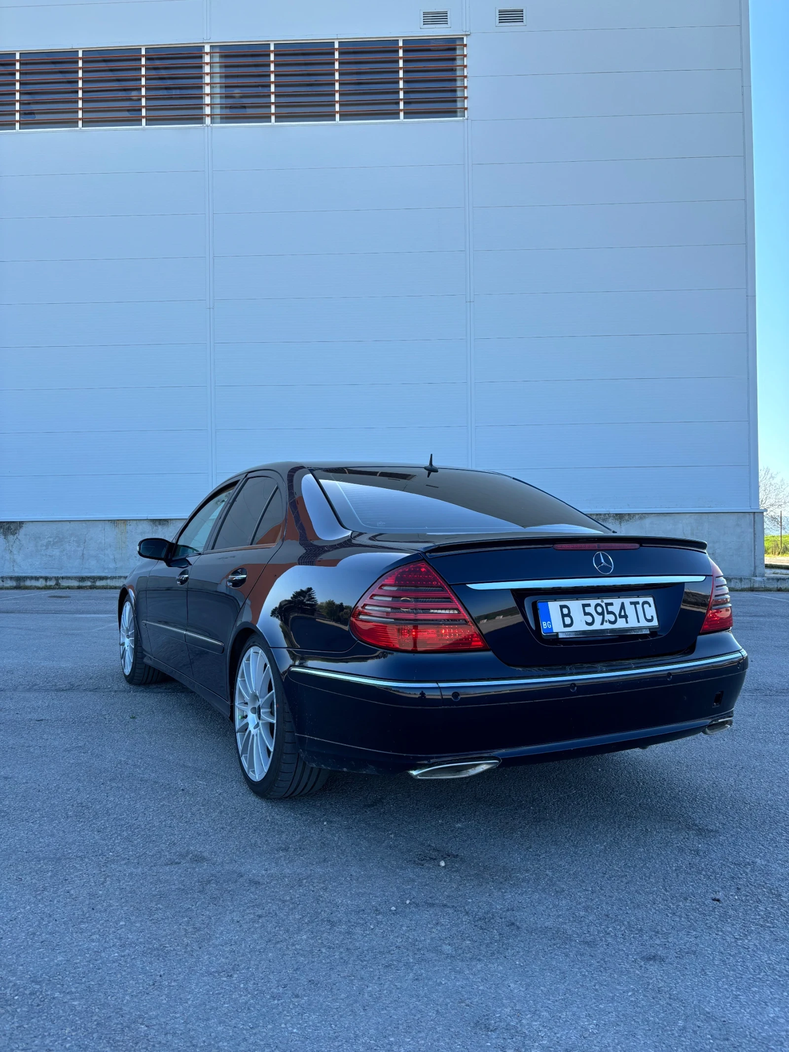 Mercedes-Benz E 320 Cdi, снимка 3 - Автомобили и джипове - 55250398